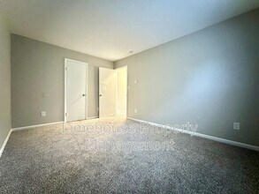 9117 Chesapeake Blvd in Norfolk, VA - Building Photo - Building Photo