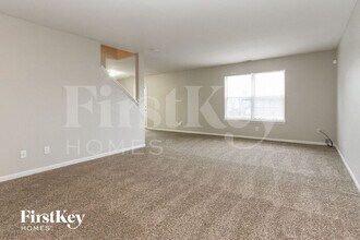 1394 Osprey Way in Greenwood, IN - Building Photo - Building Photo