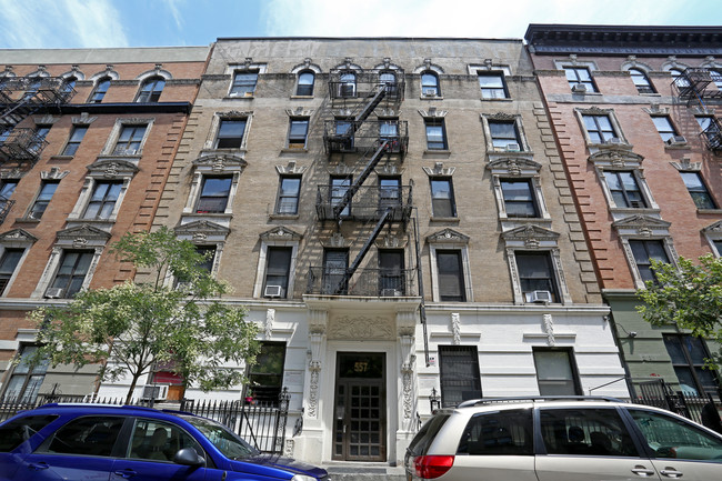557 W 144th St in New York, NY - Building Photo - Building Photo