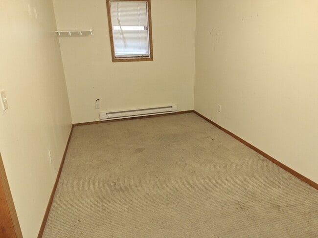 126 N Bordson St, Unit 4 in Appleton, MN - Building Photo - Building Photo