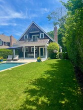 31 Windmill Ln in East Hampton, NY - Building Photo - Building Photo