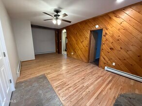 38 State St in Saratoga Springs, NY - Foto de edificio - Building Photo