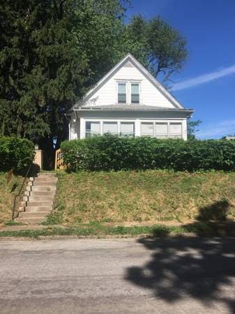 property at 1310 26th St
