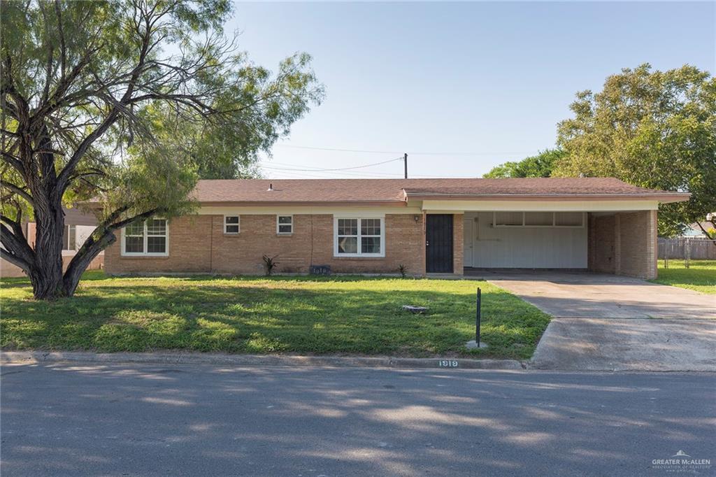 1919 Highland Ave in McAllen, TX - Building Photo