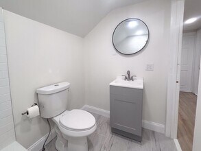 38 Judith St, Unit 3 in Providence, RI - Foto de edificio - Building Photo