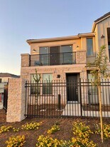 462 W Mahogany Ln in Clovis, CA - Building Photo