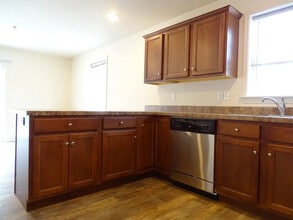 256 Wildflower Dr in East Earl, PA - Building Photo - Building Photo