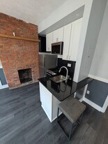 5527 Howe St in Pittsburgh, PA - Building Photo