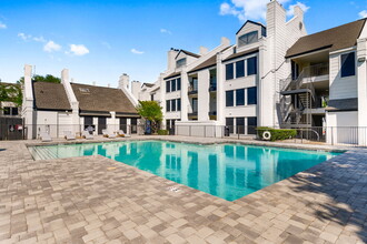 Tides at Lake Village in Garland, TX - Building Photo - Building Photo