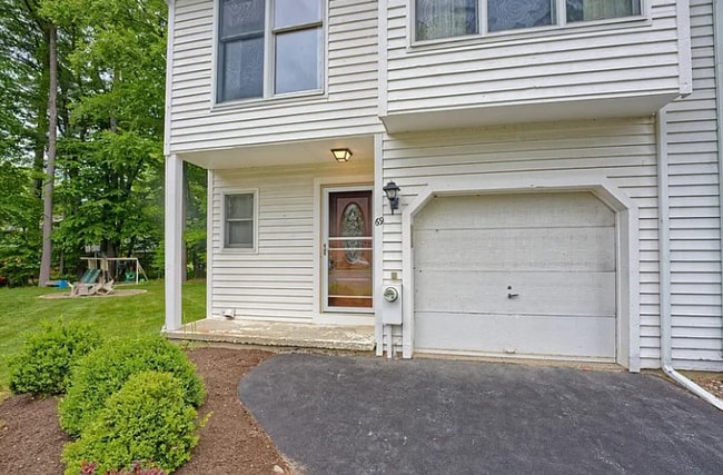 property at 69 Brenden Ct