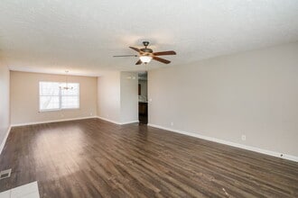 1244 St Andrews Dr in Murfreesboro, TN - Building Photo - Building Photo