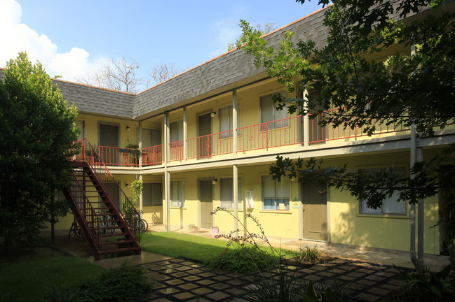 Carlton Square Apartments in Austin, TX - Foto de edificio - Building Photo