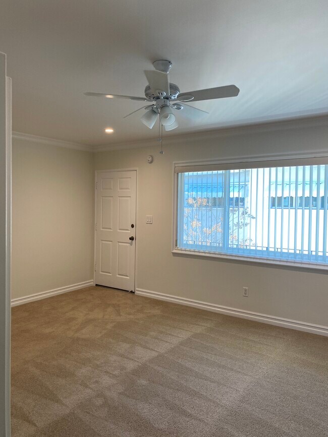 12606 Oxnard St in North Hollywood, CA - Building Photo - Building Photo