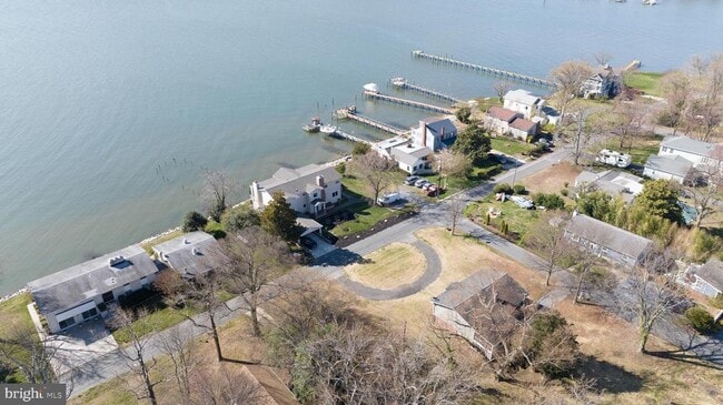 property at 1312 Magnolia Ave