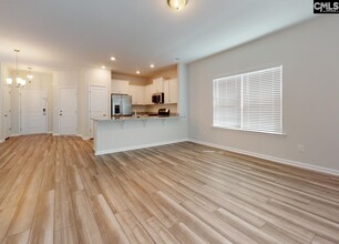 1102 Semoran Wy in Columbia, SC - Building Photo - Building Photo