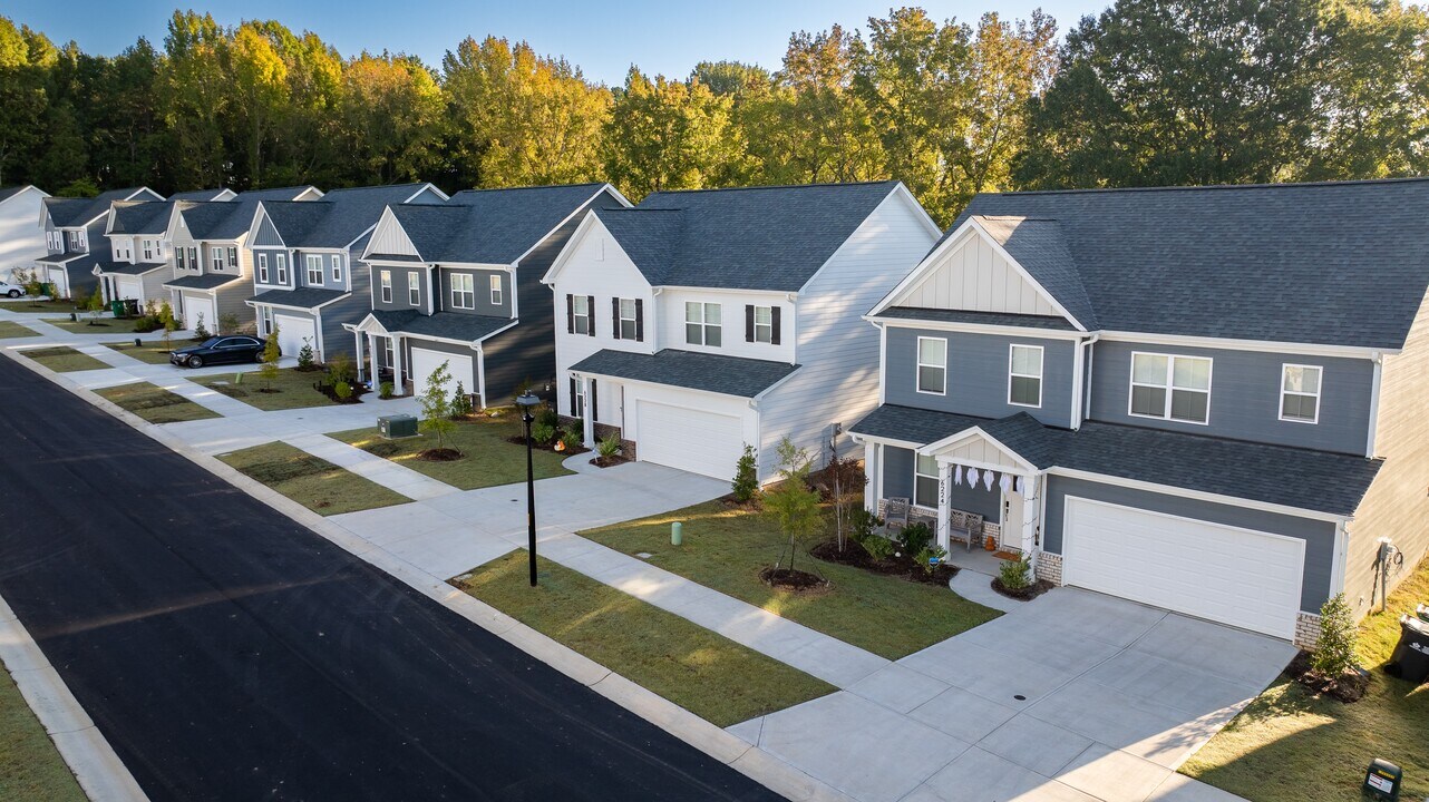 Hadley Crossing in Charlotte, NC - Foto de edificio