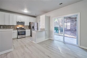 3844 Berkeley Crossing in Duluth, GA - Building Photo - Building Photo