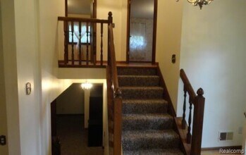 3211 McCluskey in Pinckney, MI - Building Photo - Building Photo