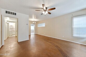 350 E Virginia Cir in Phoenix, AZ - Building Photo - Building Photo