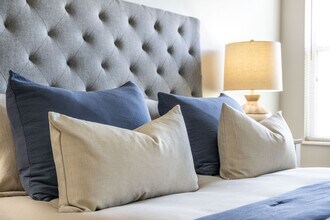 7225 Bromfield Dr in Canal Winchester, OH - Building Photo - Building Photo