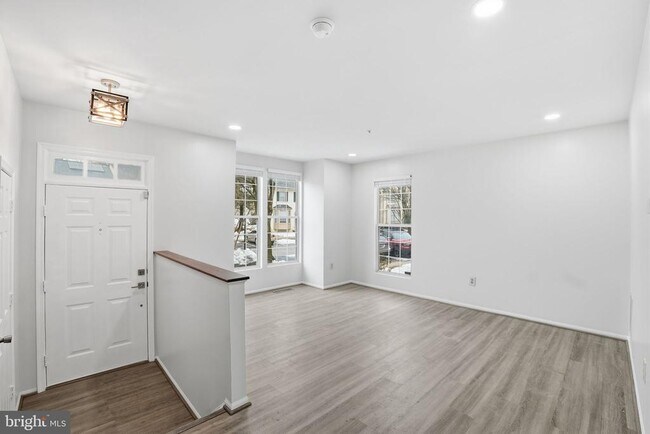 10718 Kitchener Ct in Bowie, MD - Building Photo - Building Photo