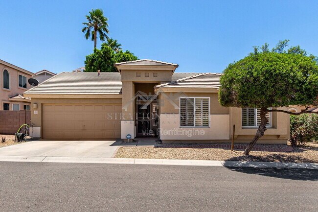 property at 6631 E Rhodes St