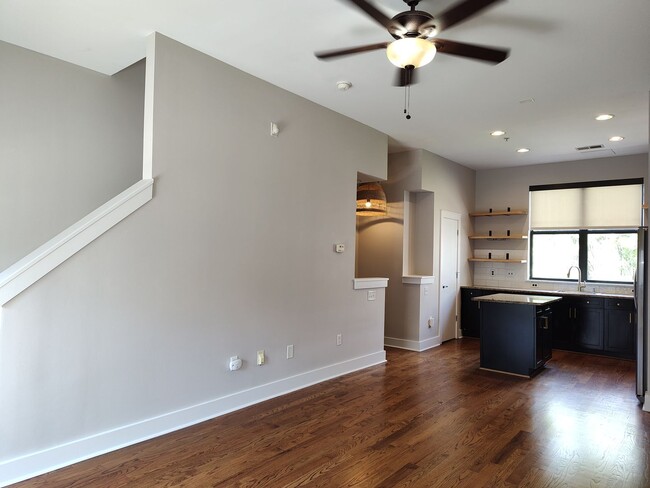 926 E 8th St in Charlotte, NC - Building Photo - Building Photo