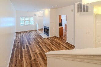 39696 Rockcrest Ln in Northville, MI - Foto de edificio - Building Photo