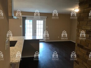 2004 Newbury Dr in Arlington, TX - Building Photo - Building Photo