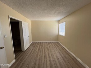 7819 Walpole Ave in California City, CA - Building Photo - Building Photo