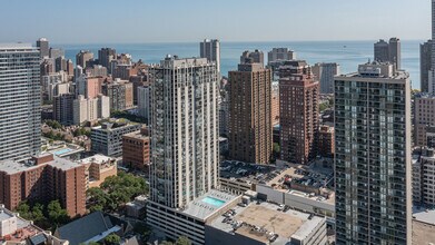 1122 N Clark St in Chicago, IL - Building Photo - Building Photo