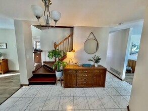 1776 Alan Deatherage Dr in Bolingbrook, IL - Building Photo - Building Photo