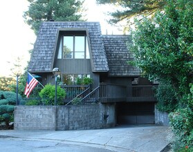 3639 Walnut St in Lafayette, CA - Foto de edificio - Building Photo