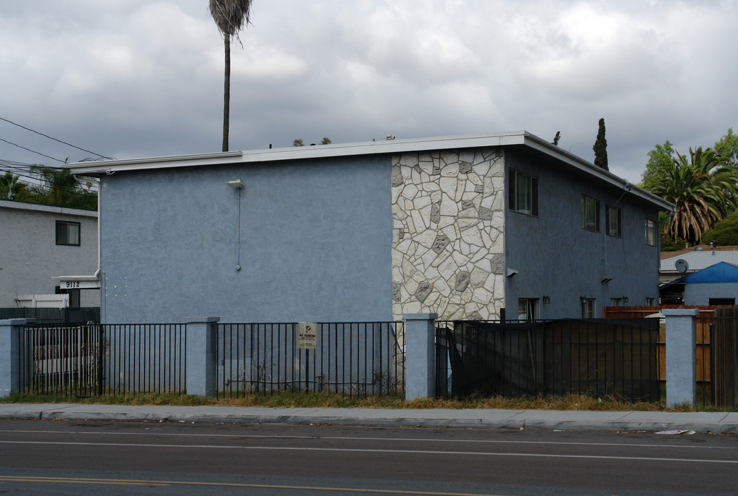 9112 Kenwood Dr in Spring Valley, CA - Building Photo