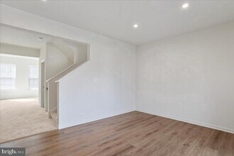 21 Stafford Pl in Falling Waters, WV - Building Photo - Building Photo