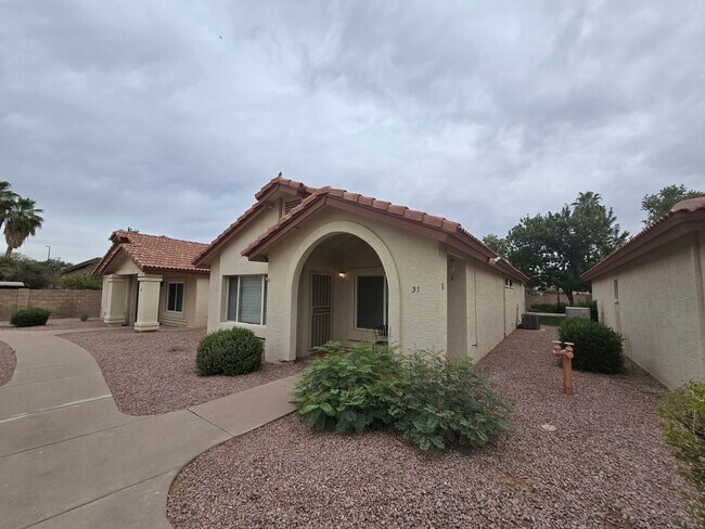 1120 N Val Vista Dr