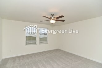 154 Snowdrop Ave in La Vergne, TN - Building Photo - Building Photo