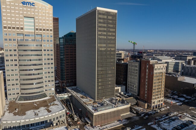 Mezzo on Walnut in Des Moines, IA - Foto de edificio - Building Photo