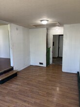 1827 E McFarland St in Wichita, KS - Building Photo - Building Photo