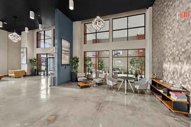 Eclipse Residences in Huntsville, AL - Building Photo - Building Photo