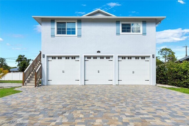 property at 3561 Thomasson Dr