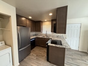 438 Ash St in Chico, CA - Building Photo - Building Photo