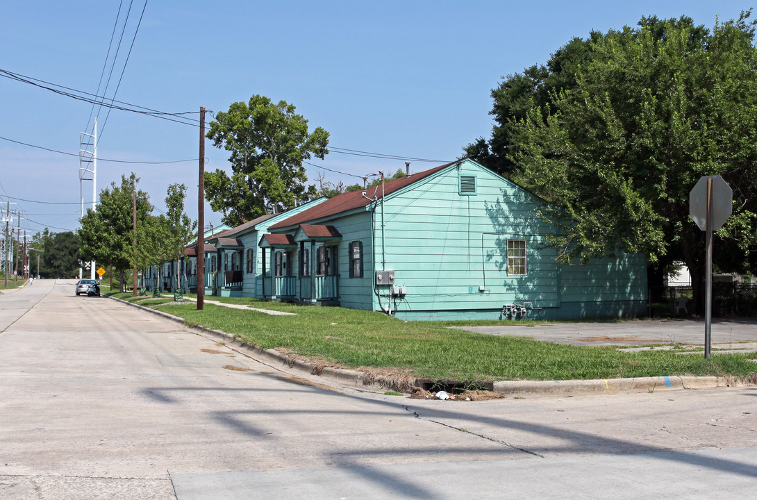 716 E Bolton St in Savannah, GA - Building Photo