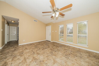 1205 High Valley Dr in Garland, TX - Building Photo - Building Photo