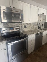 7604 Roscommon Ct in Henrico, VA - Building Photo - Building Photo