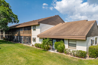 Countrybrook in Palm Harbor, FL - Building Photo - Building Photo