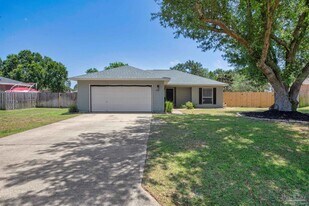 6545 Fern St in Navarre, FL - Building Photo