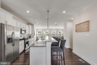 11411 Tolkien Ave in Waldorf, MD - Building Photo - Building Photo