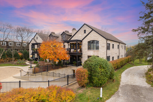 The Isabella in Northfield, IL - Foto de edificio - Primary Photo