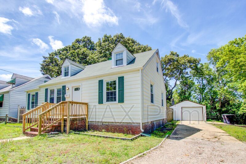 27 Ansell Ave in Portsmouth, VA - Building Photo